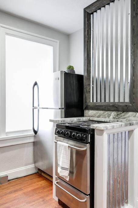 Charming, Happy 1-Bed Oasis: Rva Retreat Awaits! Apartment Richmond Exterior photo